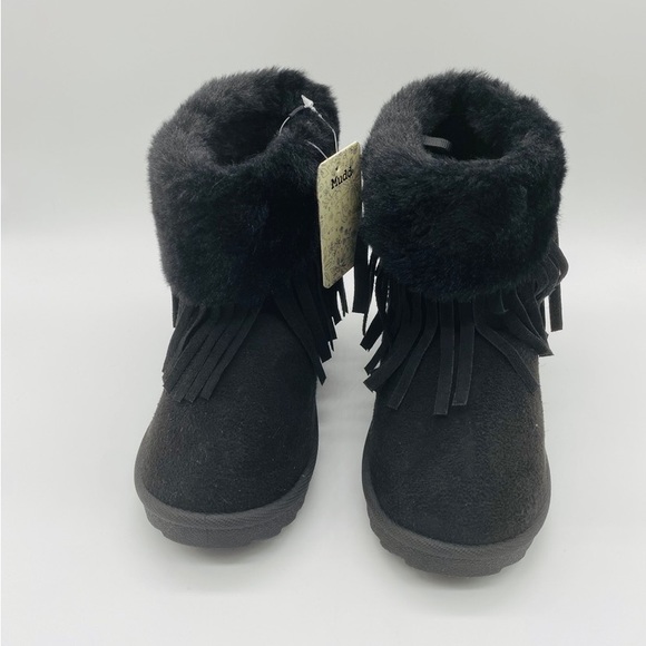 Mudd Girls Cherry Fringe Cozy Boot Size 10 - Picture 4 of 9